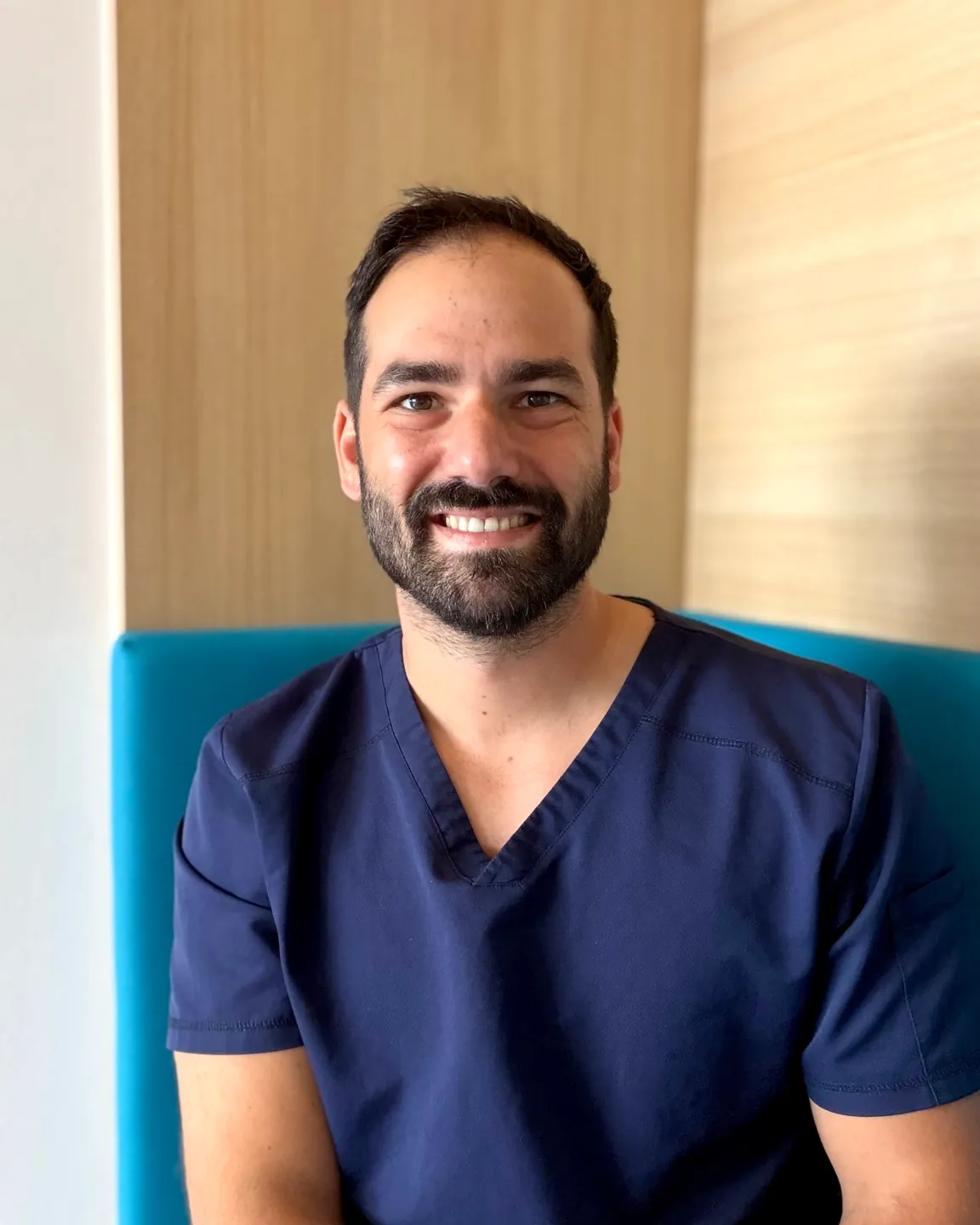Dr. Patrik Shnawa